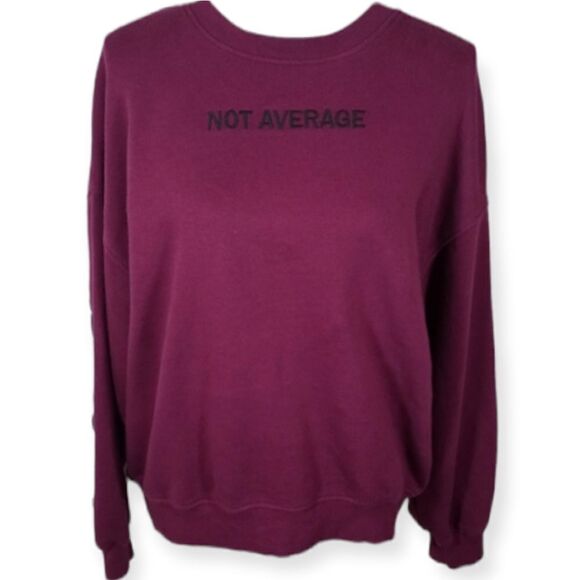 H&M MAROON & BLACK LACE BACK  "NOT AVERAGE" PULLOVER SZ.M EUC - Picture 1 of 7